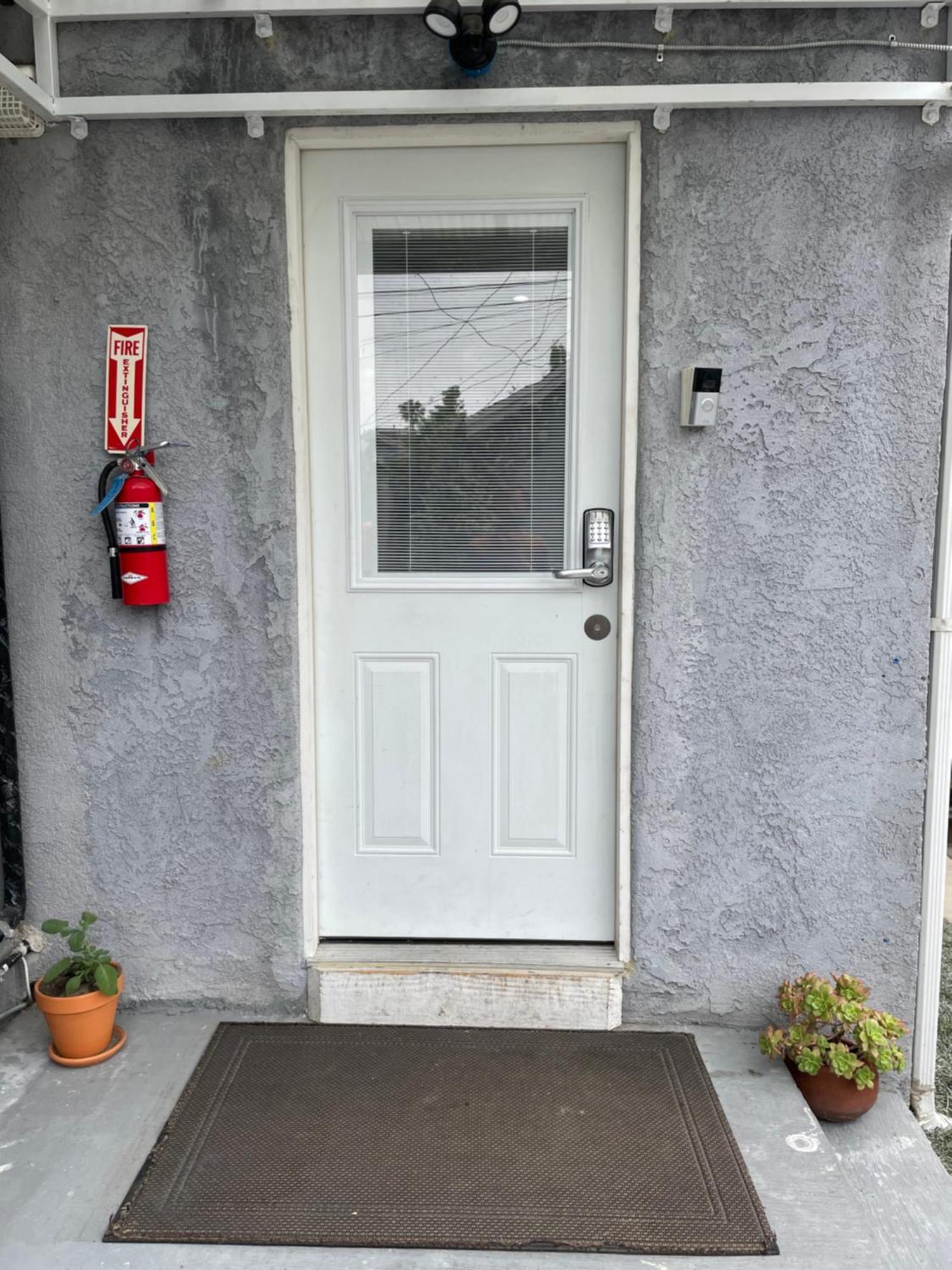 Private Room In Los Angeles With Wifi, Tv, And View Of Hollywood Sign & Shared Kitchen Extérieur photo